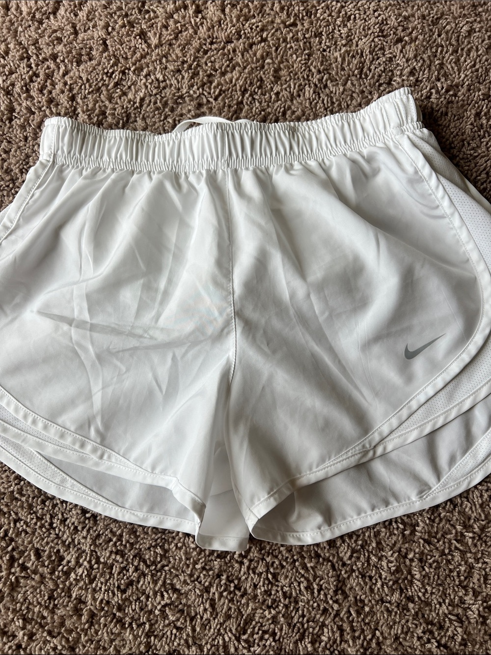 Nike NWOT Women's White Athletic Running Shorts with Reflective Swoosh Small